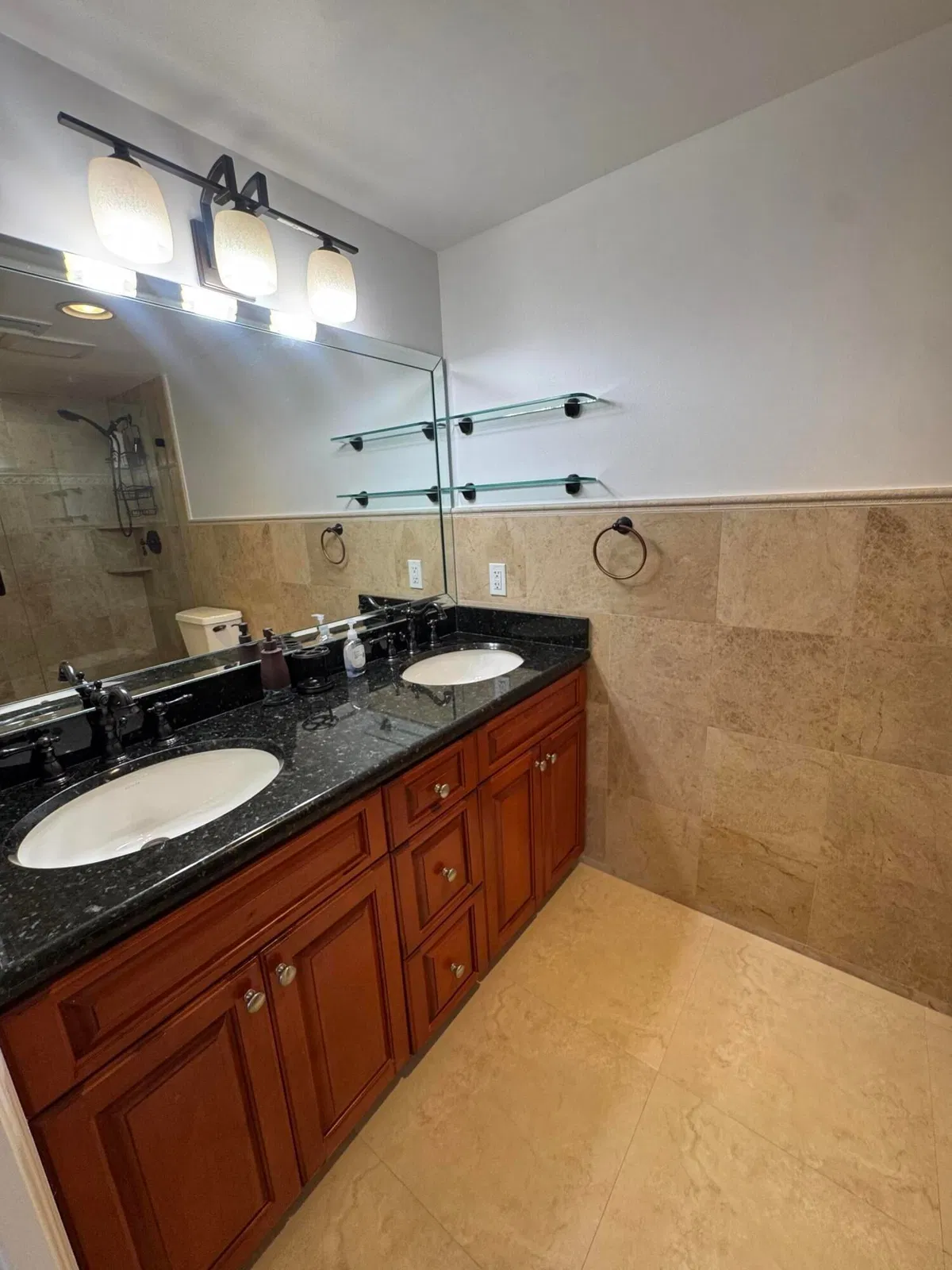 Unit 101 photo 19