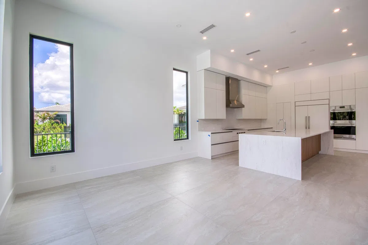  Residence photo 16