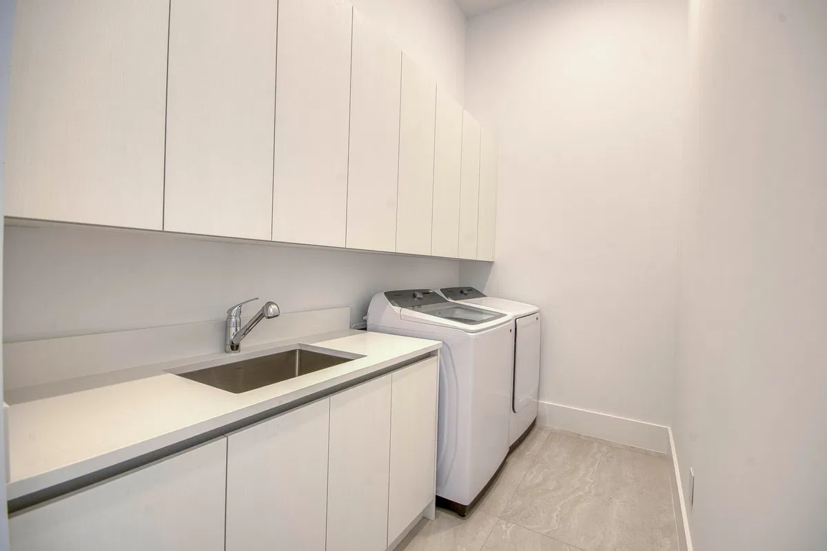  Residence photo 22
