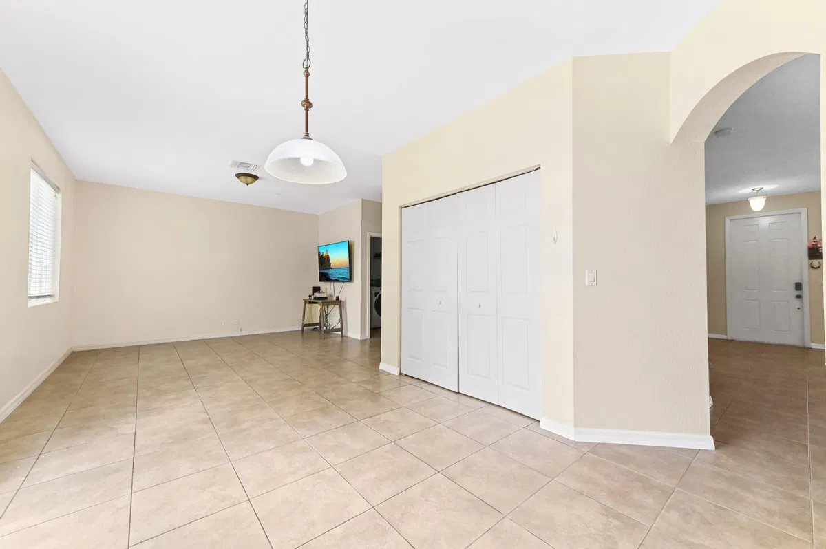 Residence photo 13
