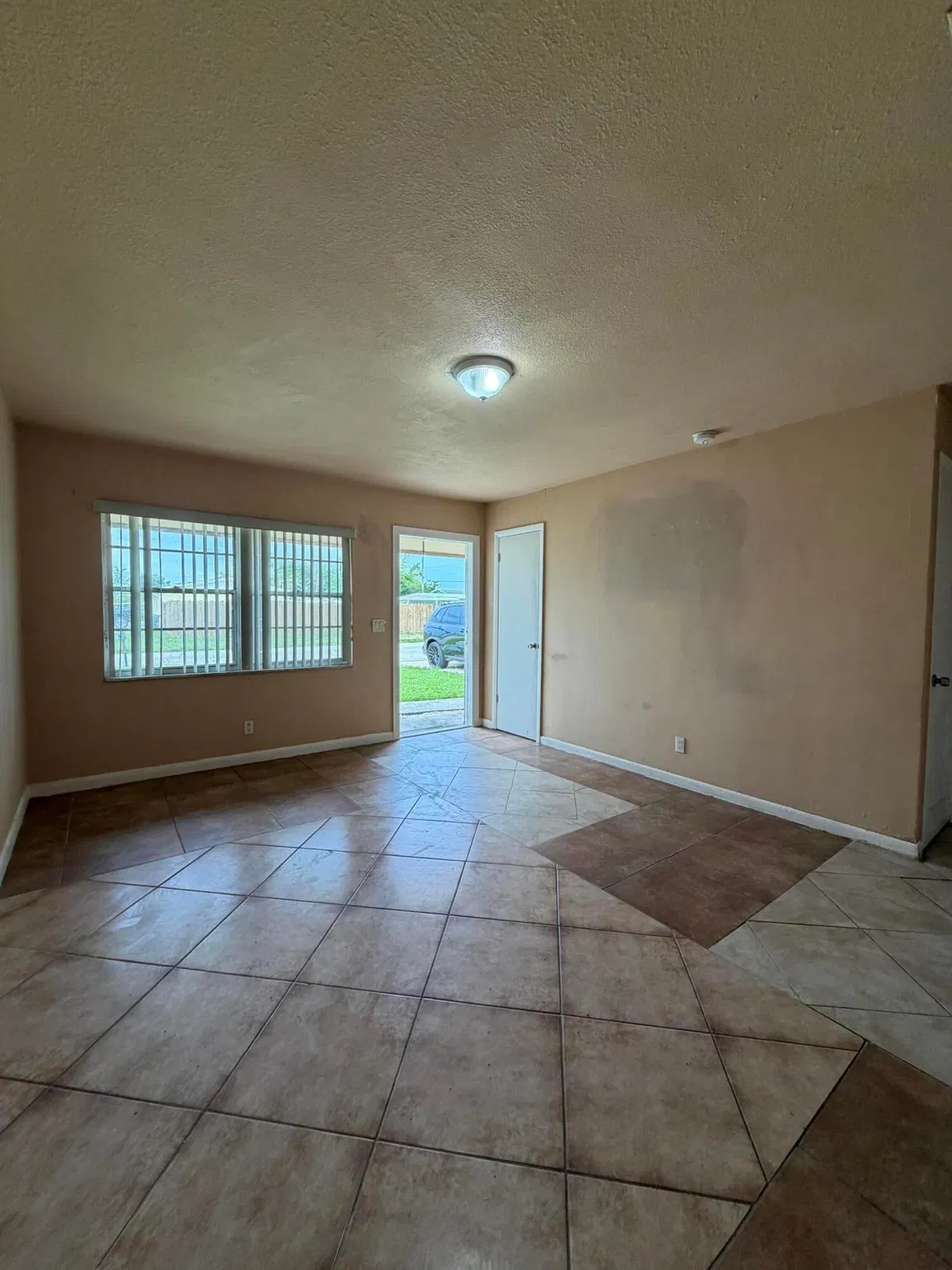 Residence photo 4