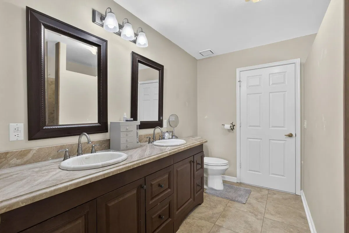 Residence photo 31
