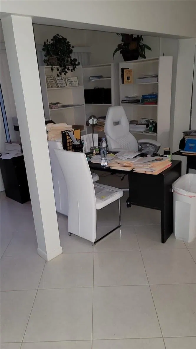 Unit 101 photo 13
