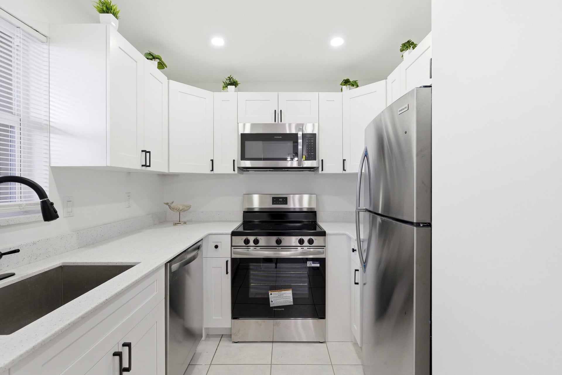Unit 104 photo 13