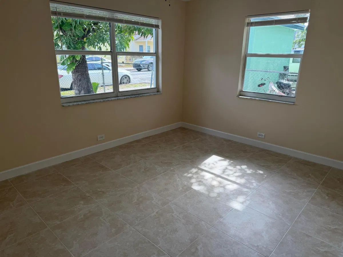 West Palm Beach Residence photo 10