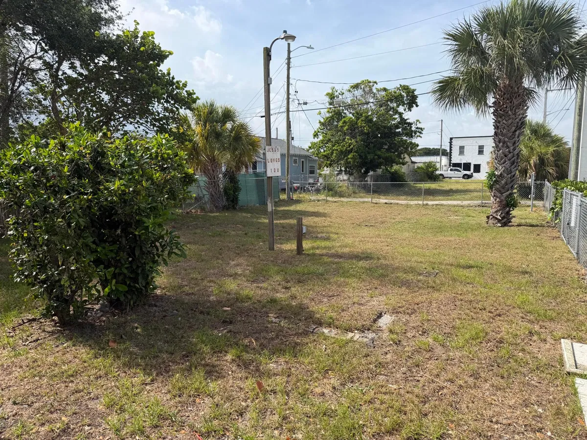 West Palm Beach Residence photo 19