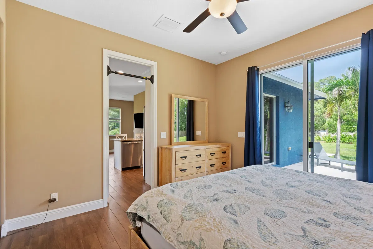 Residence photo 46