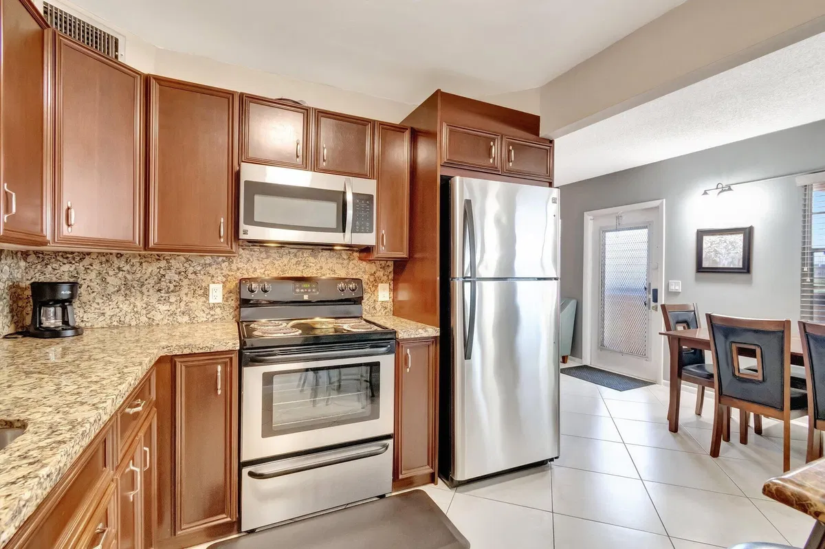 Residence photo 13