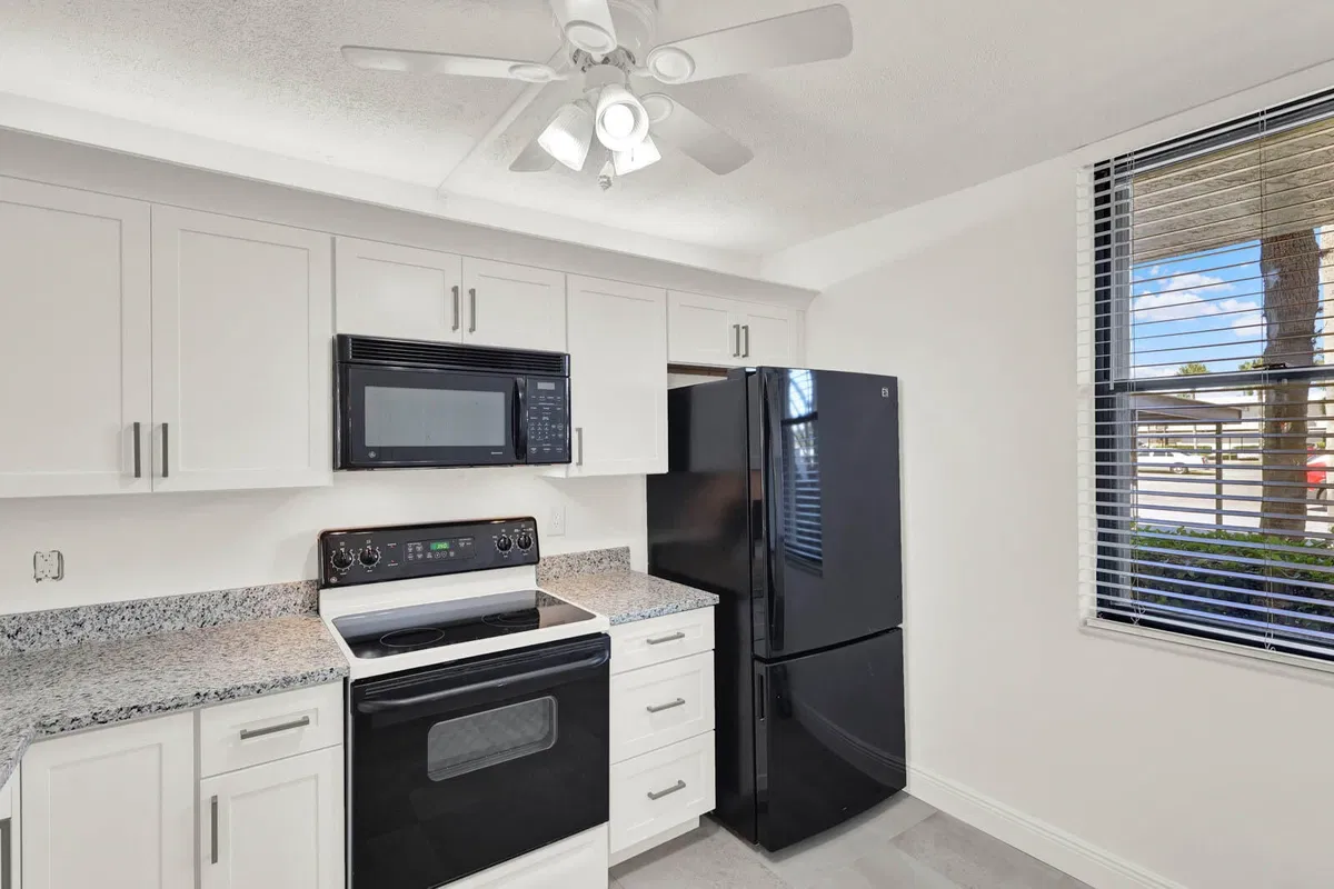  Unit 9102 photo 10