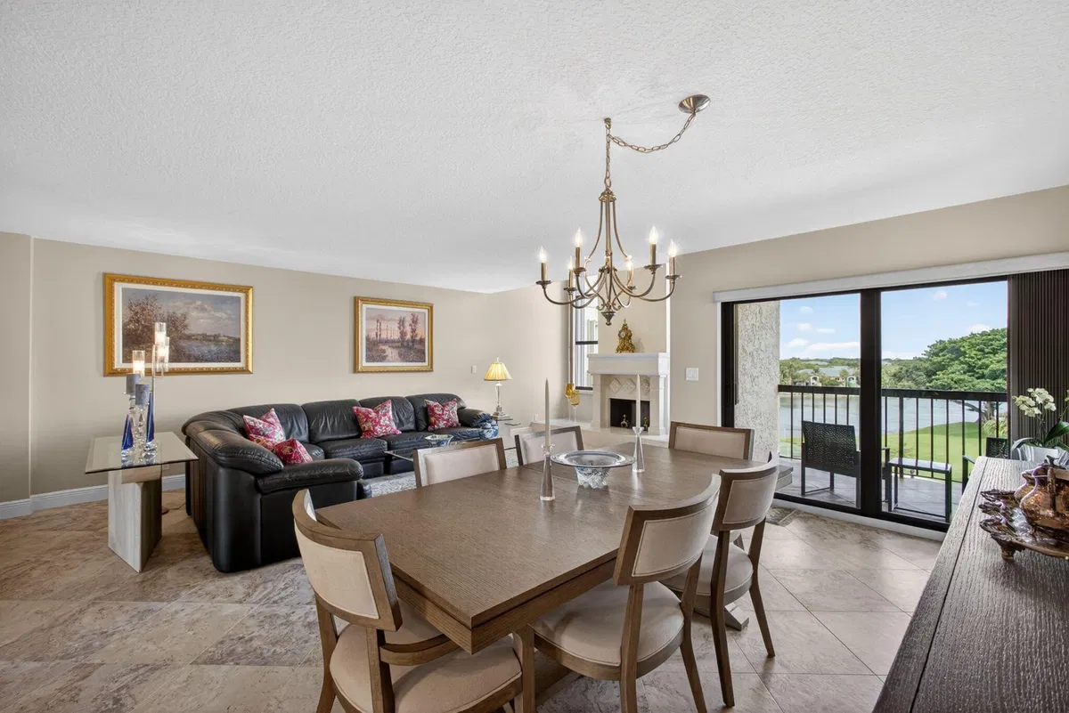 Unit 506 photo 16