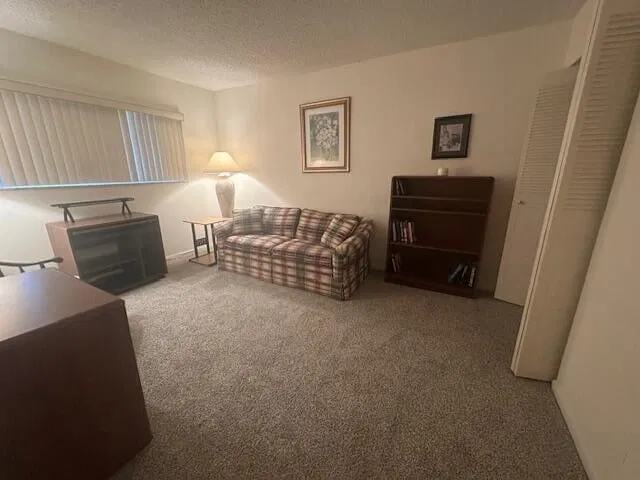 Unit 2020 photo 4