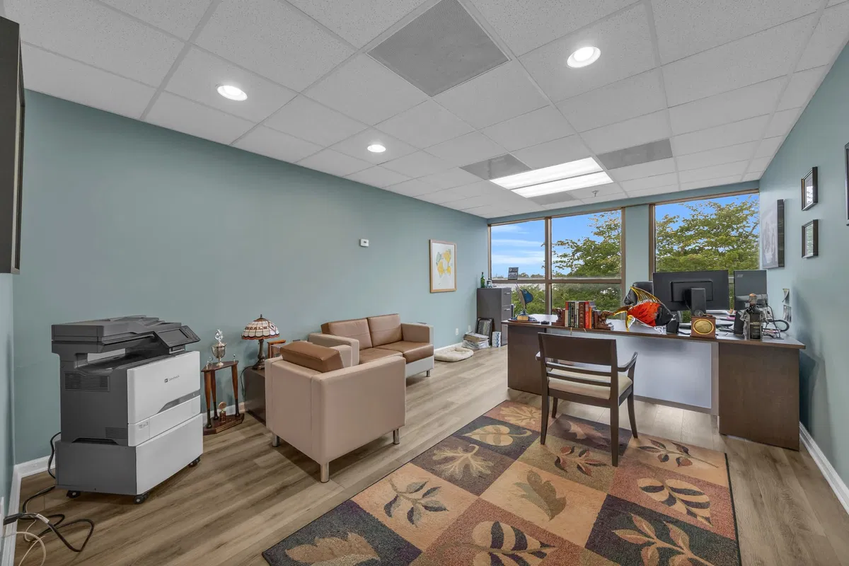  Residence photo 10