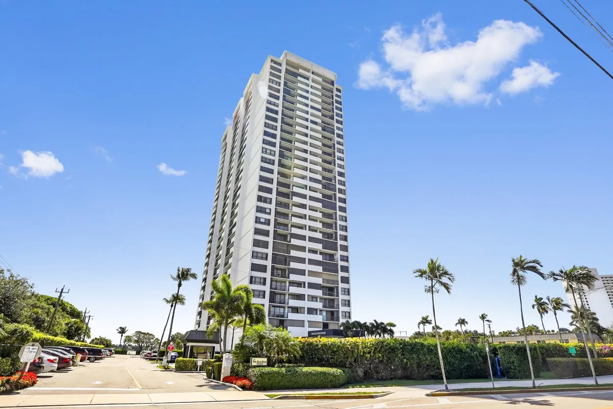 Palm Beach House Unit 1106