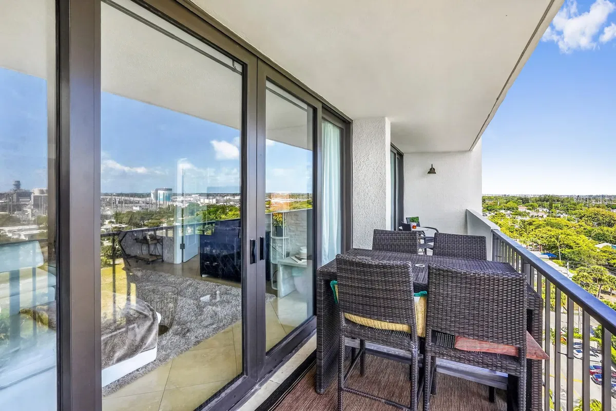 Palm Beach House Unit 1106 photo 16