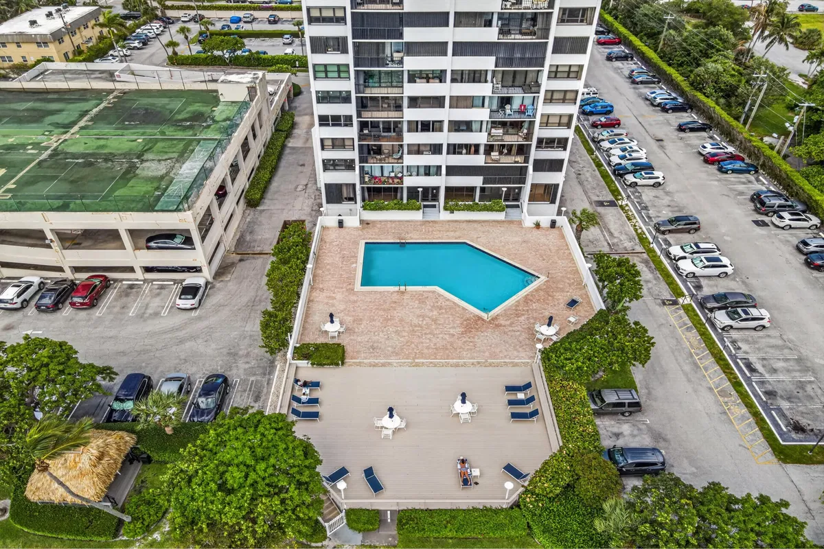Palm Beach House Unit 1106 photo 25
