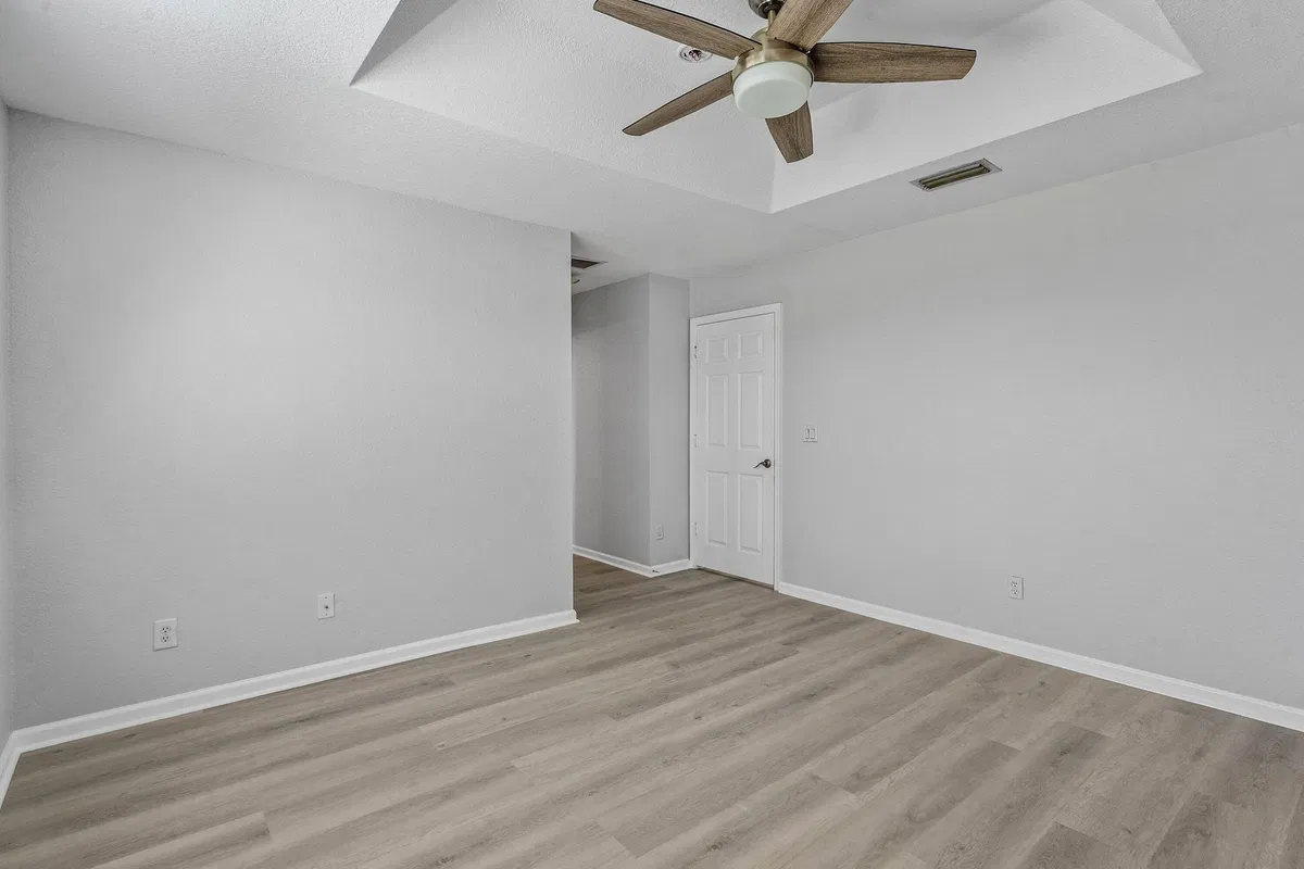 Residence photo 19