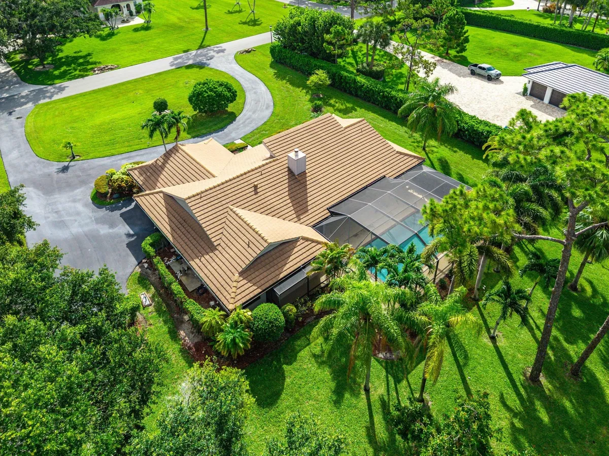 Residence photo 4