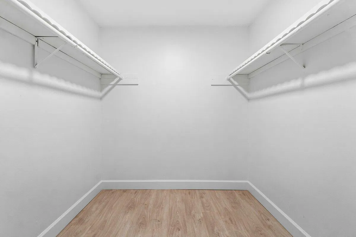 Residence photo 22