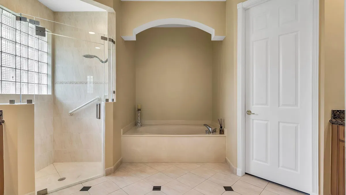 Residence photo 19