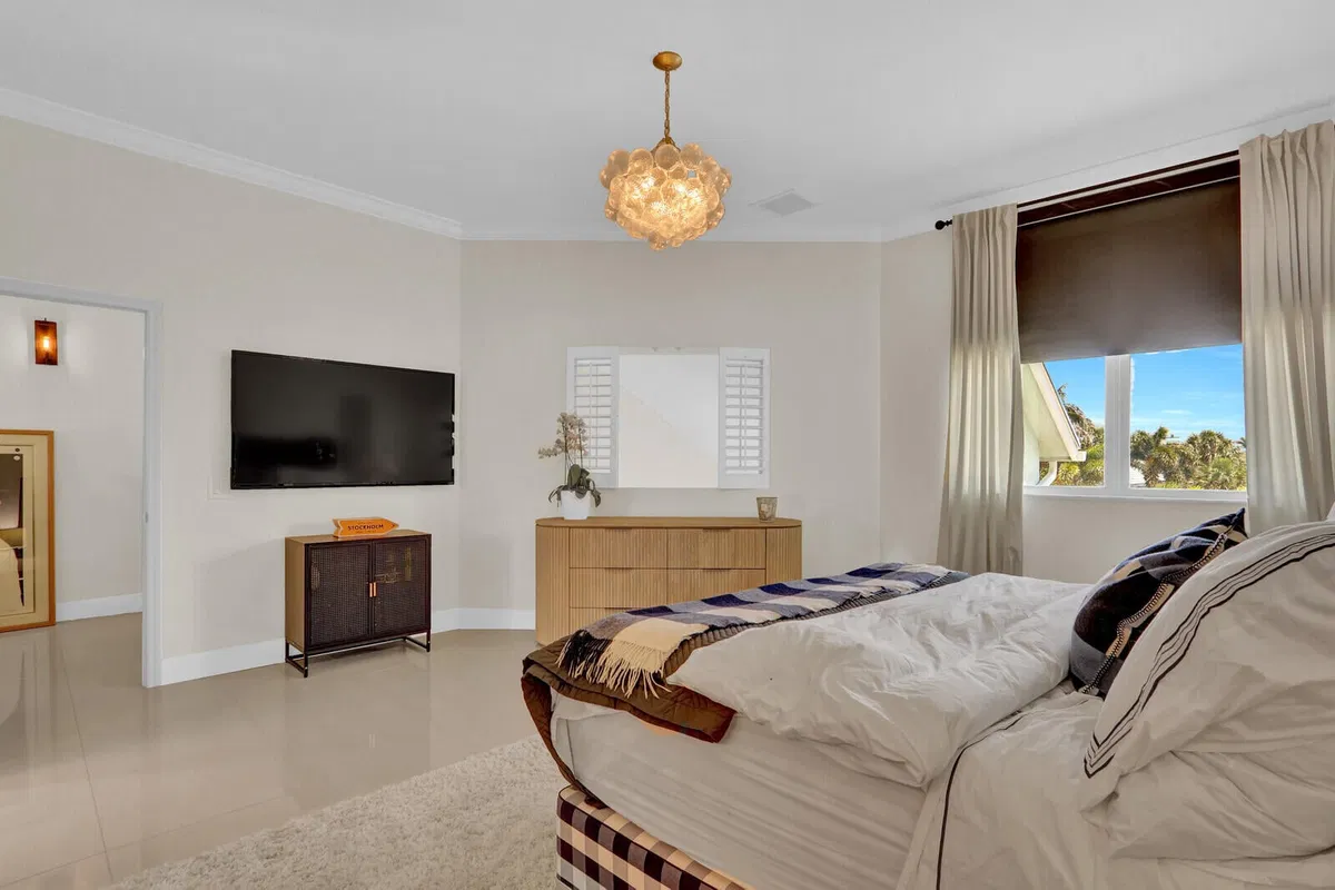 Residence photo 34