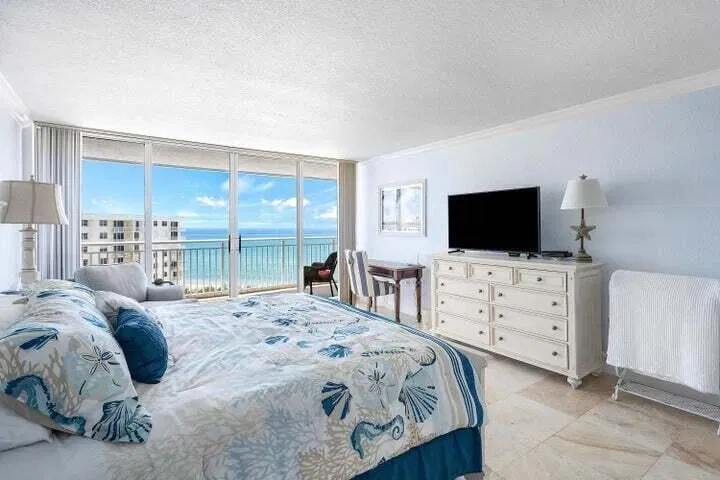Barclay Condo Unit 923 photo 19