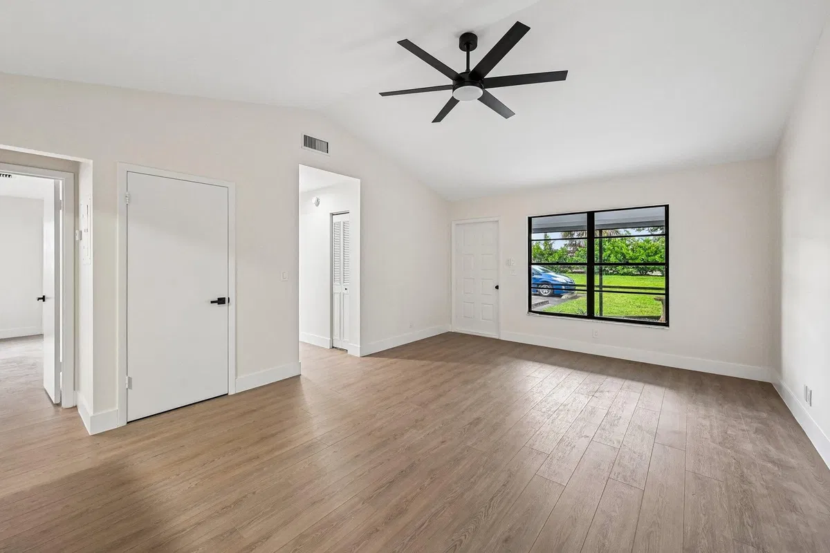 Residence photo 7