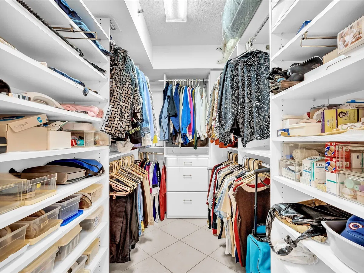  Unit 402 photo 19
