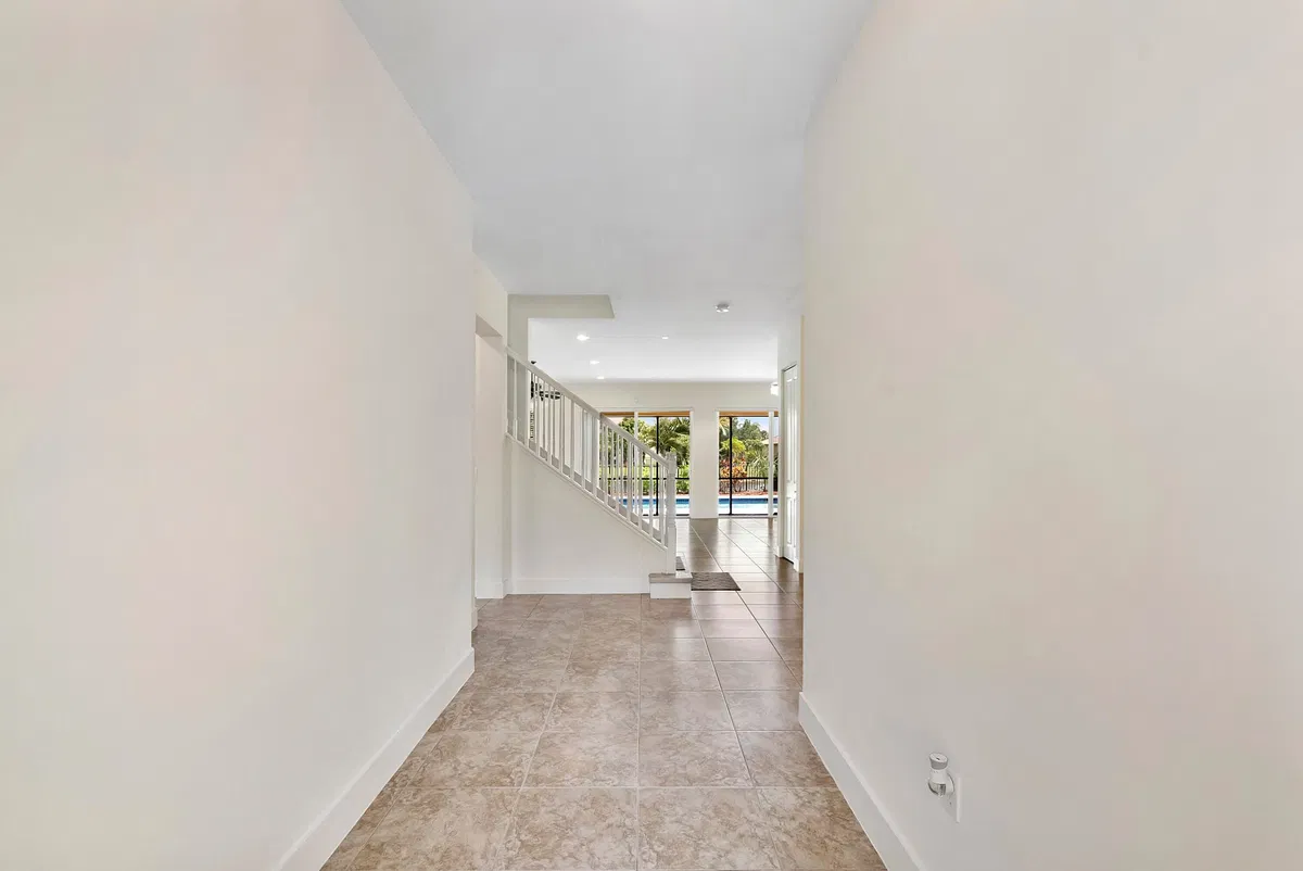 Residence photo 22