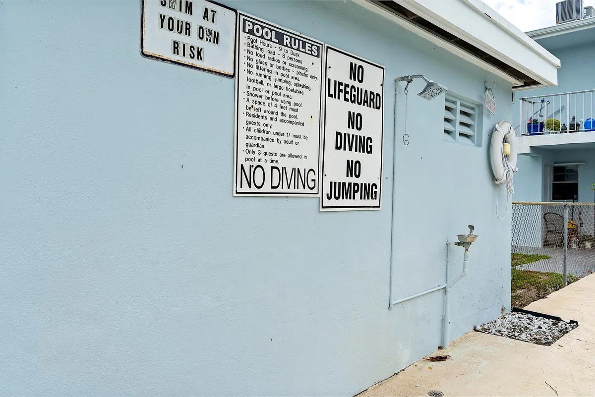 Unit 111 photo 25