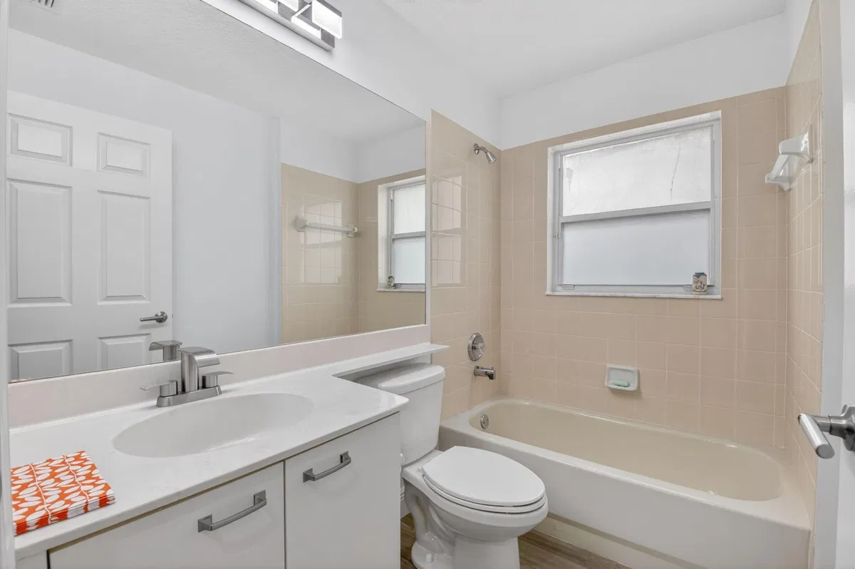  Residence photo 49