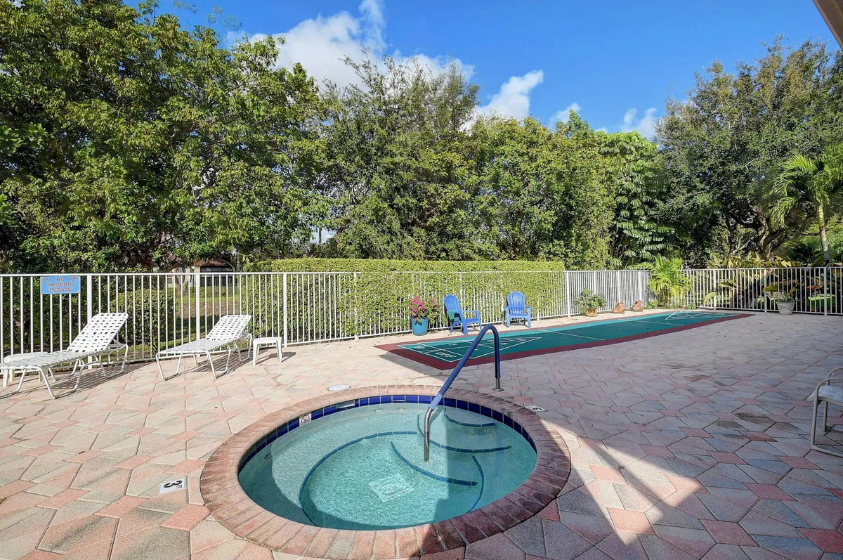  Residence photo 73