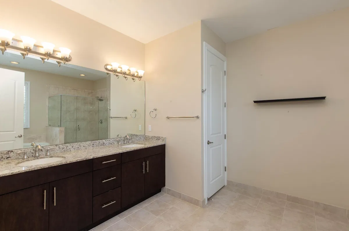 Residence photo 13