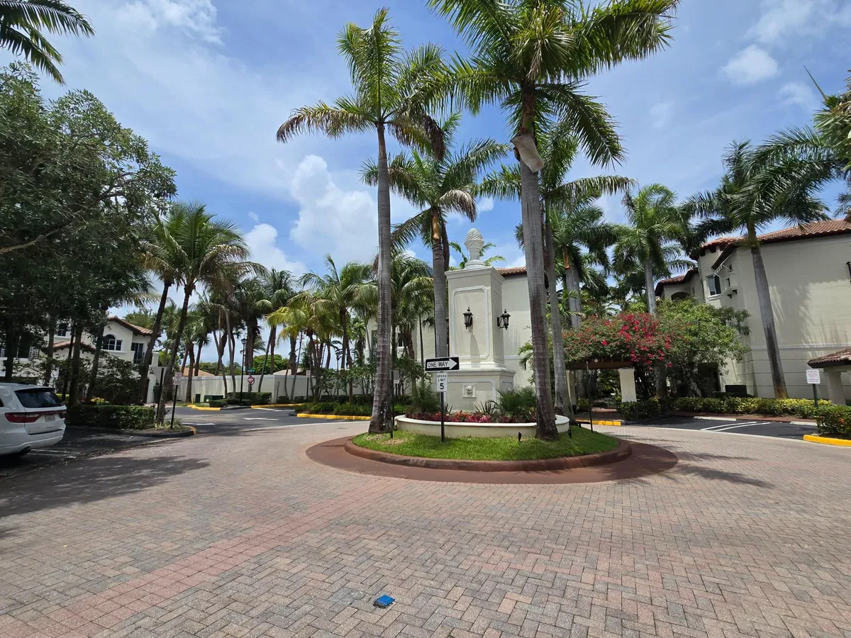 Residence photo 7