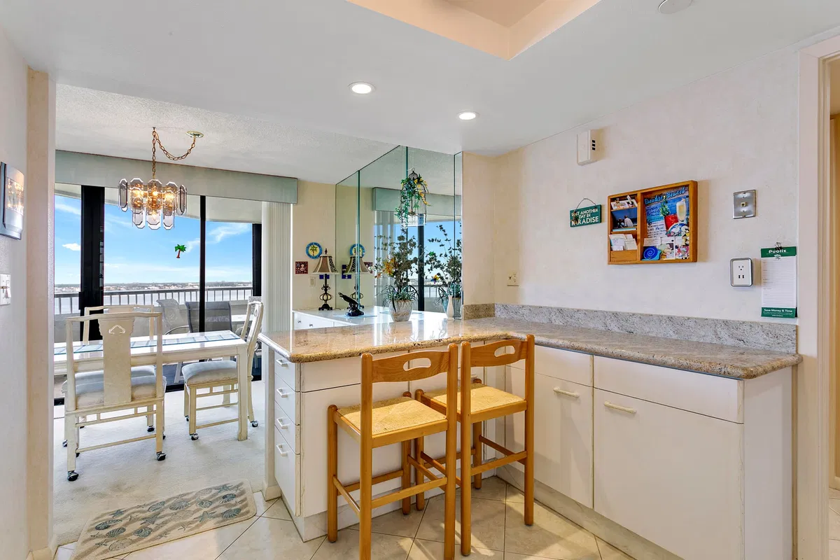 Singer Island Unit 10c photo 22