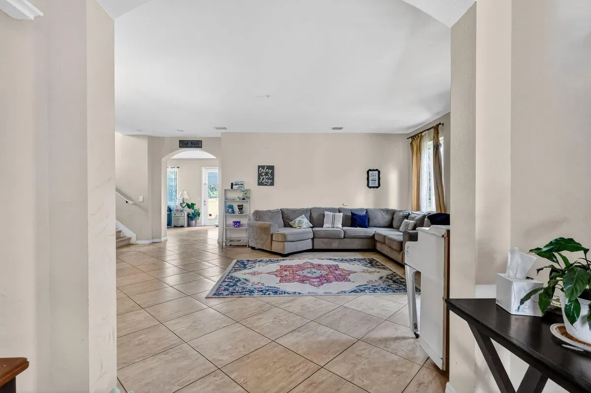 Residence photo 4