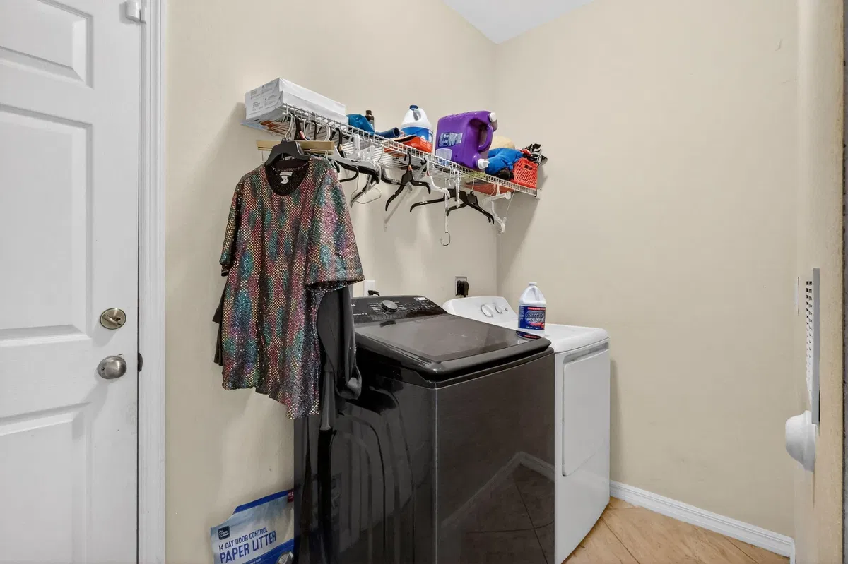 Residence photo 13