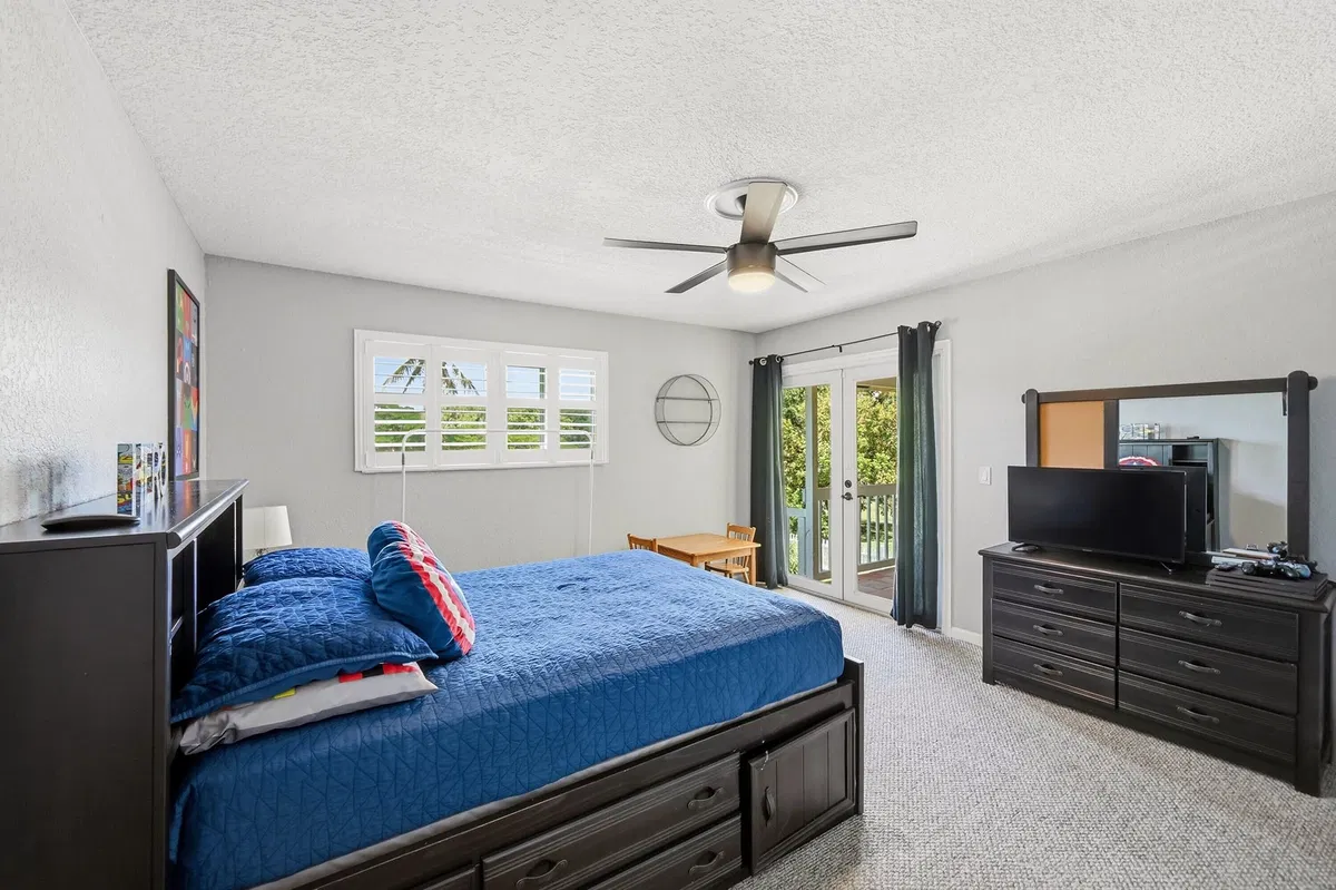  Residence photo 64