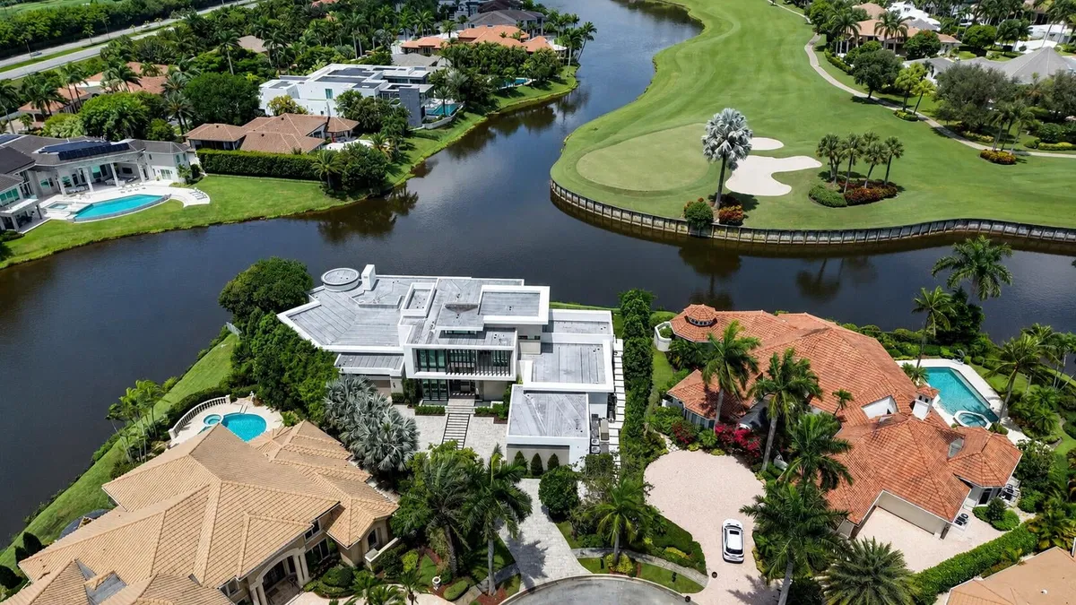 St. Andrews Country Club Residence photo 52