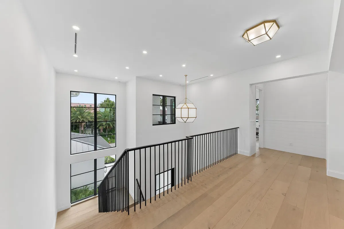  Residence photo 10