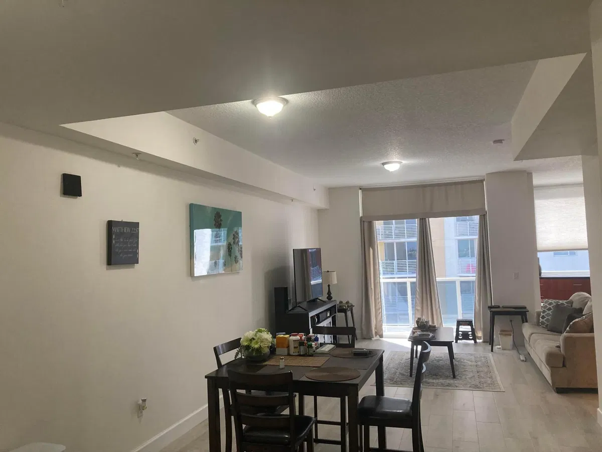 Villa Lofts Unit 704 photo 10