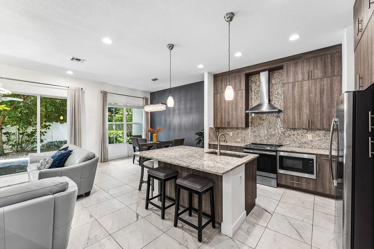 Residences at Midtown Palm Beach Gardens Residence