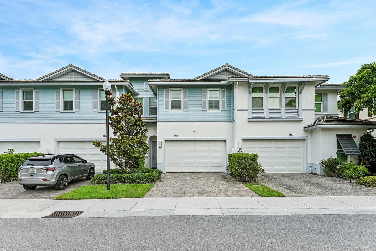 Residences at Midtown Palm Beach Gardens Residence photo 4