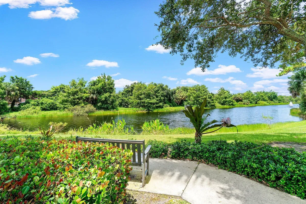 Residences at Midtown Palm Beach Gardens Residence photo 31