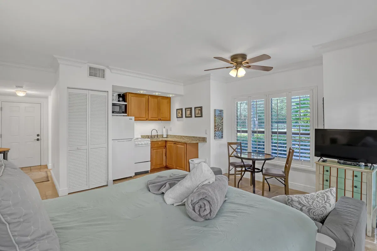 Tennis Lodges Wellington Unit 408 photo 4