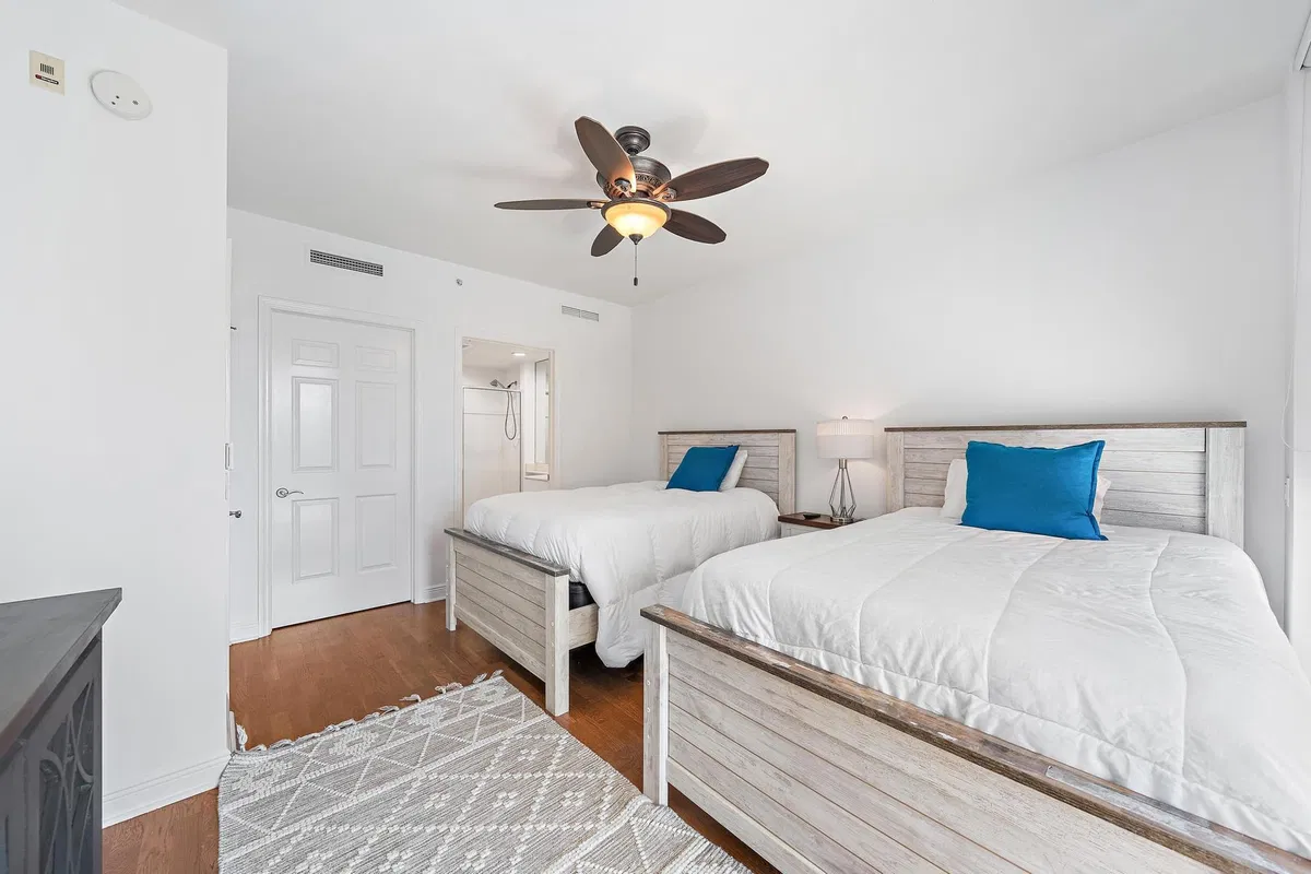 Jupiter Yacht Club Unit 303 photo 19