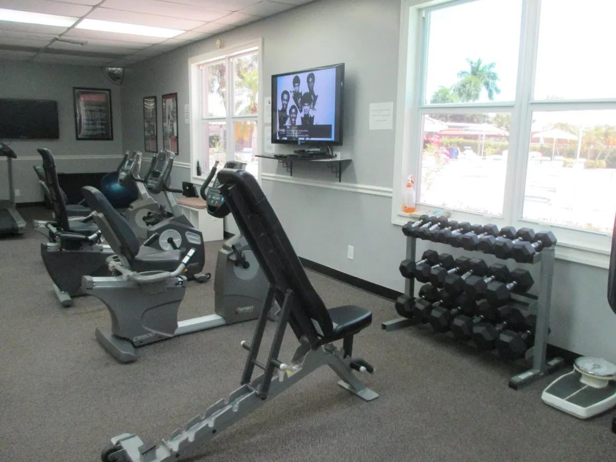 Unit C photo 25