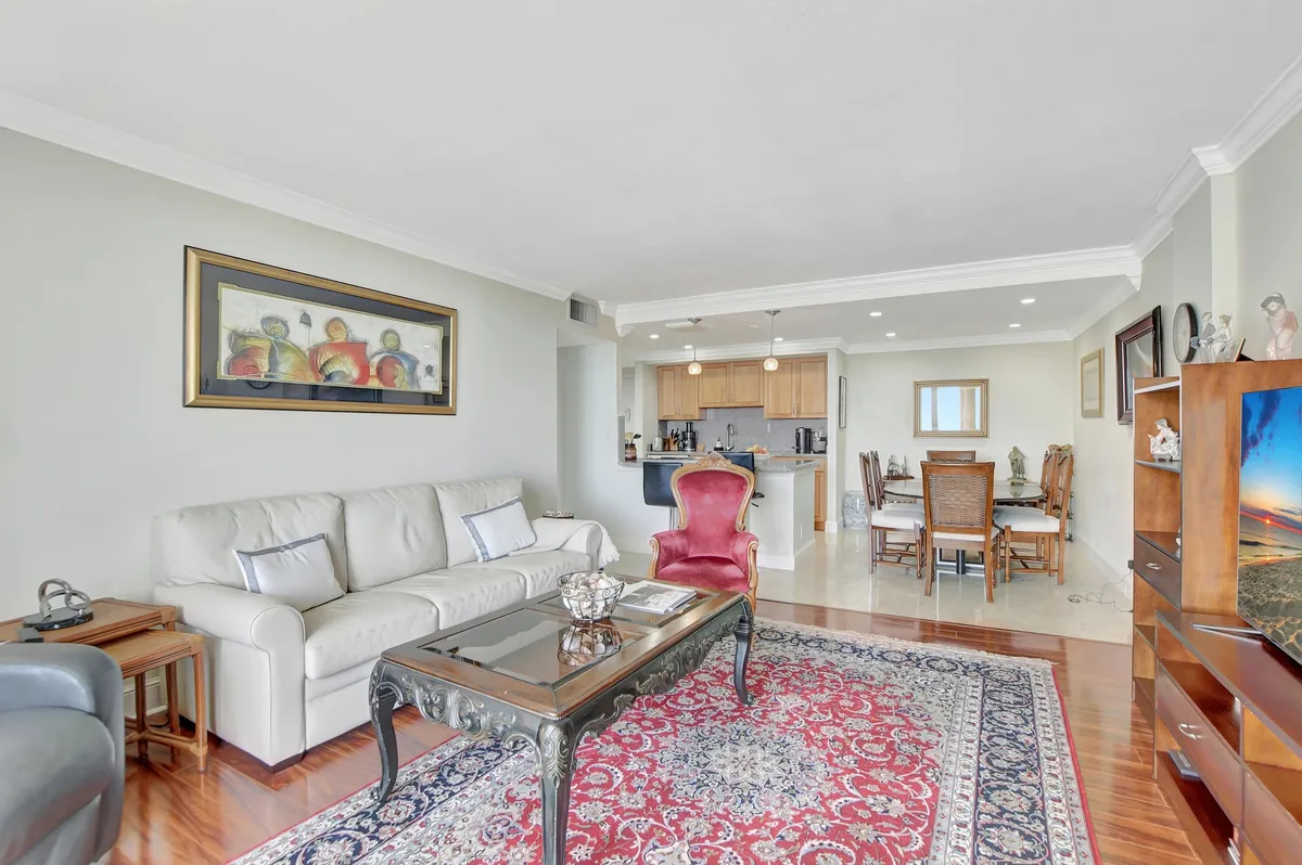 Boca Towers Unit 1405e photo 16