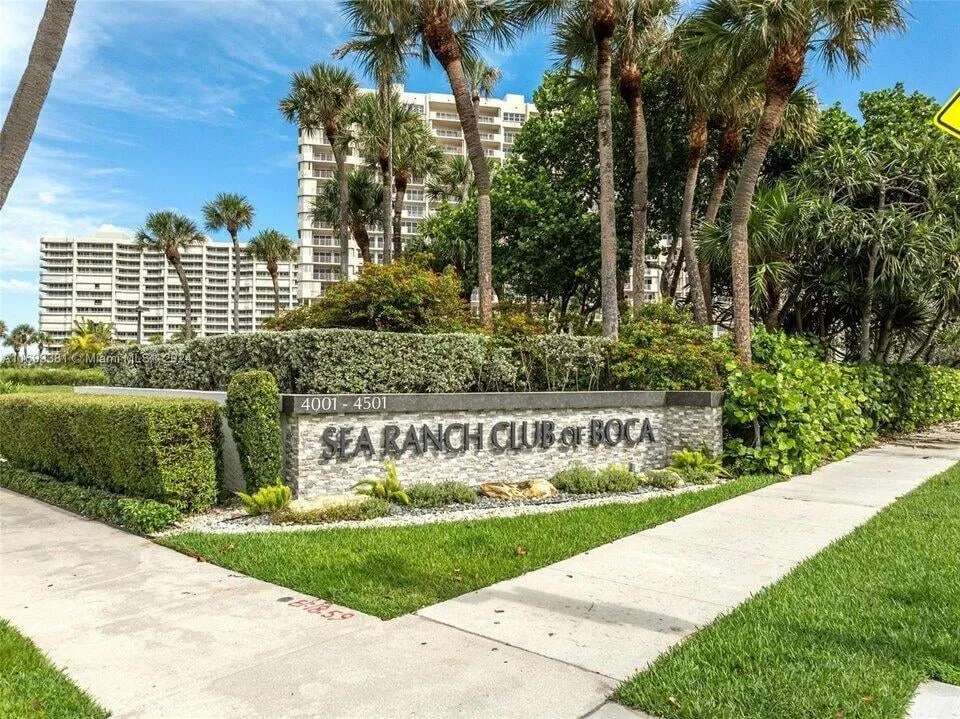 Sea Ranch Club of Boca Unit 1407