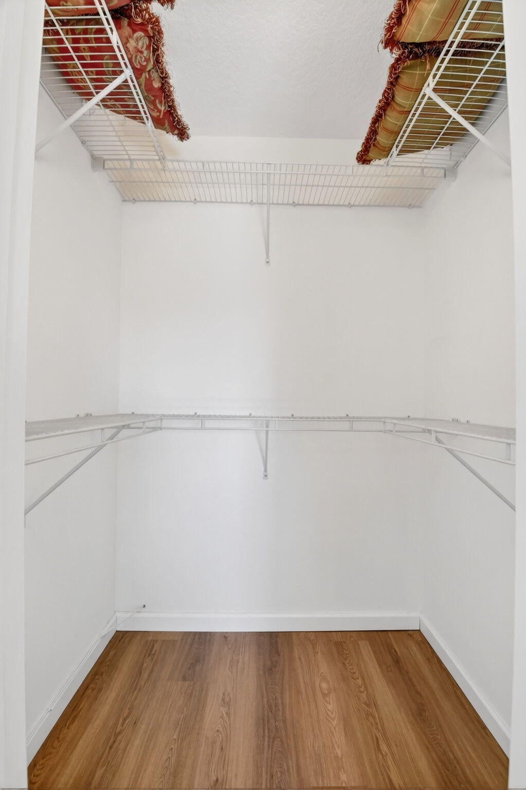 Unit 302 photo 28