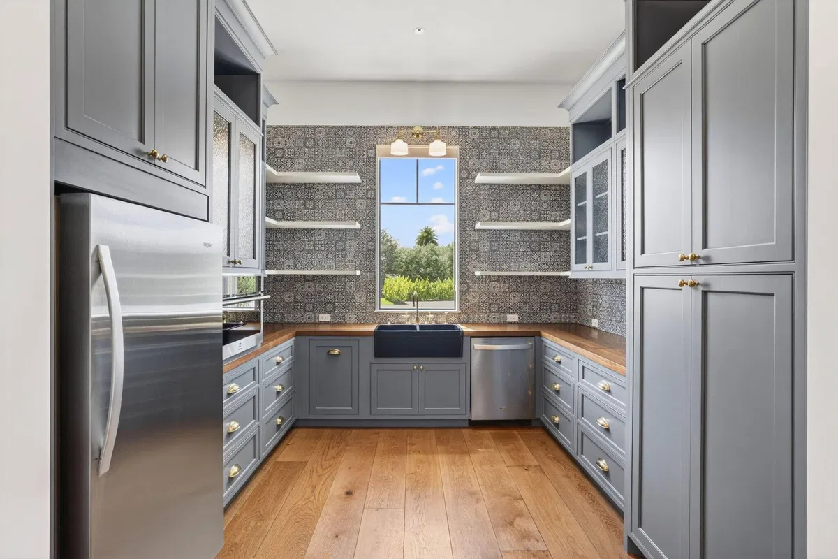 Residence photo 25